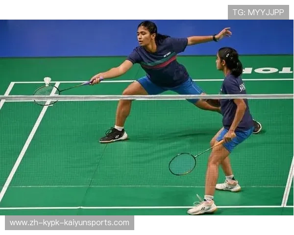 羽毛球怎么判断球出界 羽毛球怎么判断球出界