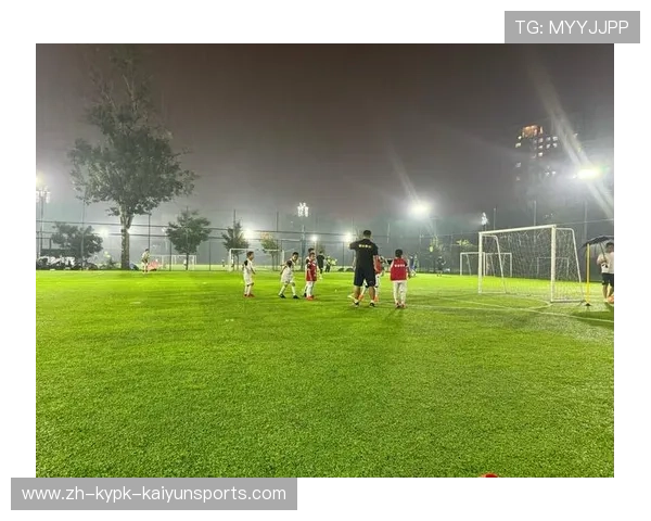 足球训练中的短传渗透战术与实战演练